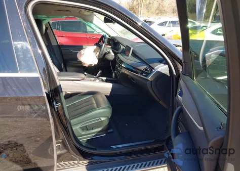 2015 BMW X5 Sdrive35I z USA, uszkodzony, nr VIN 5UXKR2C52F0H36627